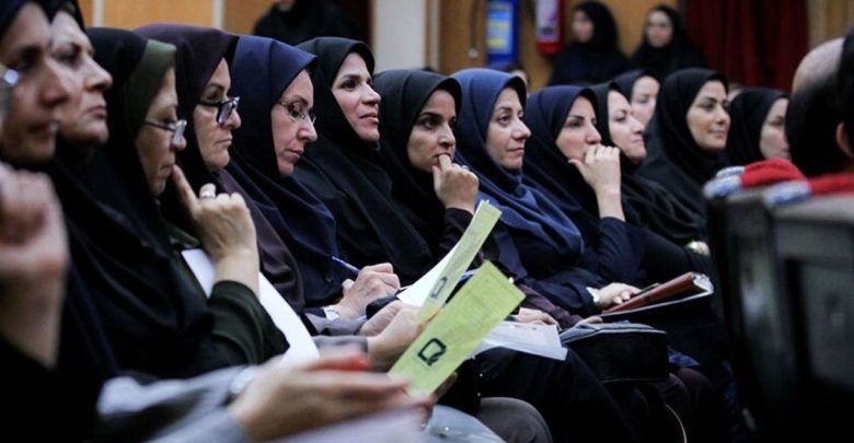 جایگاه بانوان در اقتصاد دانش‌بنیان / چالش‌های حضور زنان در عرصه کسب و کار